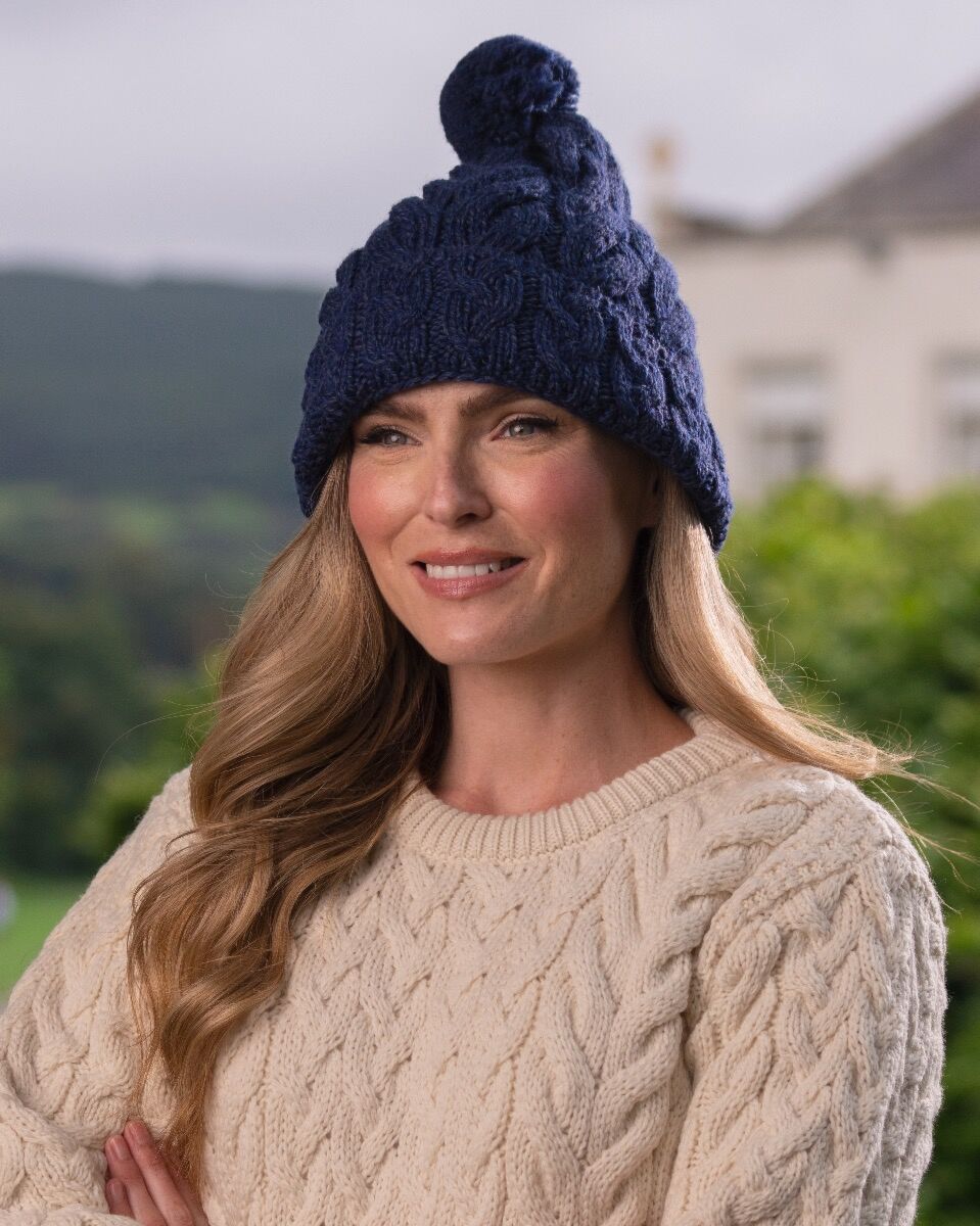 Ladies navy pom pom hat 2025