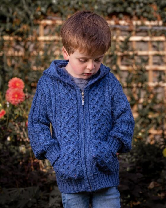 impliceren Terzijde Familielid Kids Merino Hooded Aran Zip Cardigan | The Sweater Shop