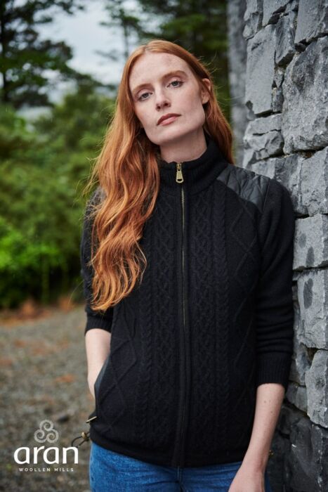 Wool shop lined sweater