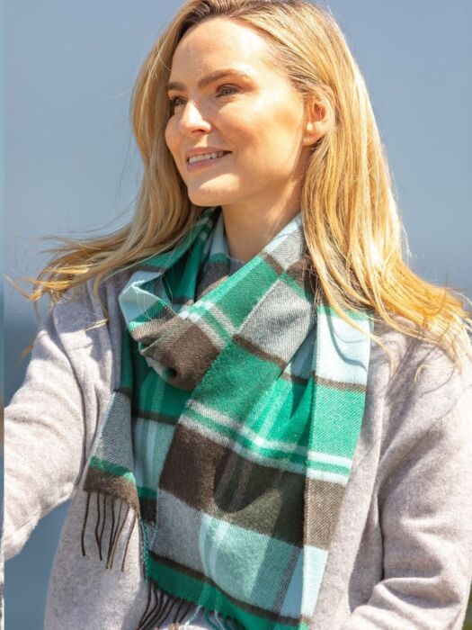 100 Cashmere scarf Green Brown