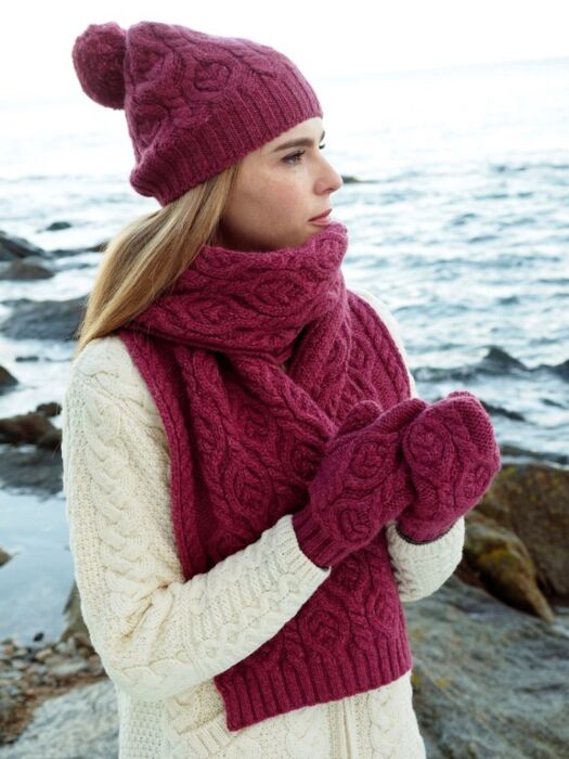 Super Soft Aran Cable Knit Scarf Berry