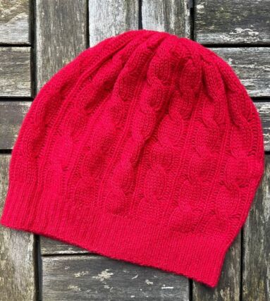 Cashmere Cable Knit Beanie Red