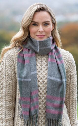 100% Lambswool Scarf Grey Pink Check