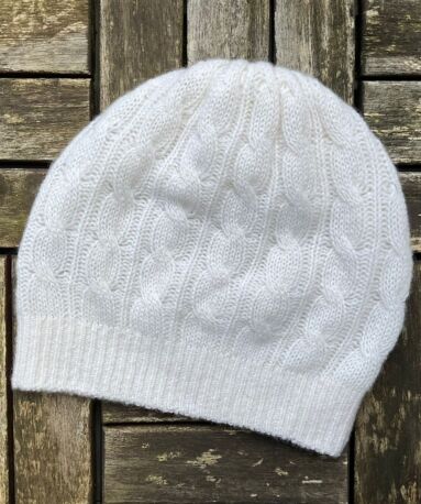Cashmere Cable Knit Beanie Cream