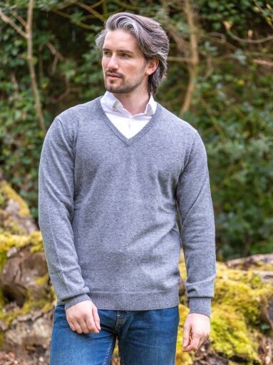 100% Lambswool V Neck Sweater Grey Stracciatella