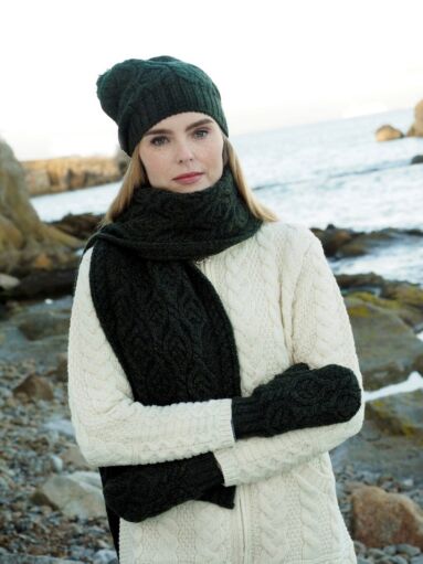 Super Soft Aran Cable Knit Scarf Green N120