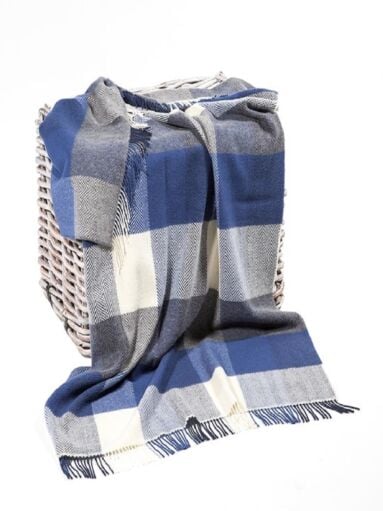 Wool and Cashmere Blue Check Throw Col: 1487
