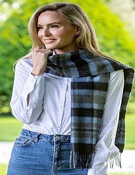 100% lambswool blue and black check scarf