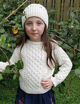 Leeftijd 1-2 jaar Kids Childs Aran Style Cabled Cardigan in Grijs Kleding Unisex kinderkleding Sweaters Handknit in het Verenigd Koninkrijk 