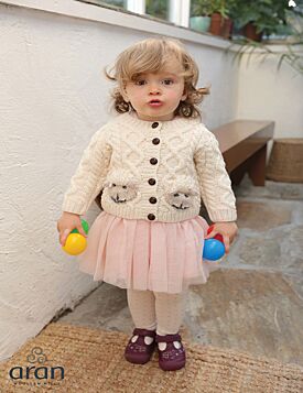 Kids Childs Aran Style Cabled Cardigan in Grijs Handknit in het Verenigd Koninkrijk Leeftijd 1-2 jaar Kleding Unisex kinderkleding Sweaters 