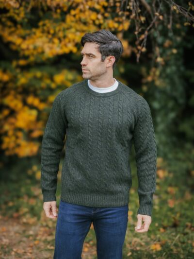 100% Lambswool Cable Knit Crew Neck Army Green
