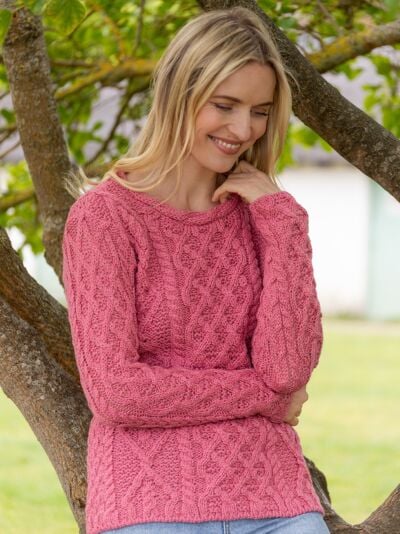 Lambay Lattice Cable Aran Sweater Rosa Pink