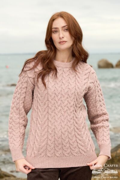 Unisex Cable Knit Crew Neck Sweater Pink